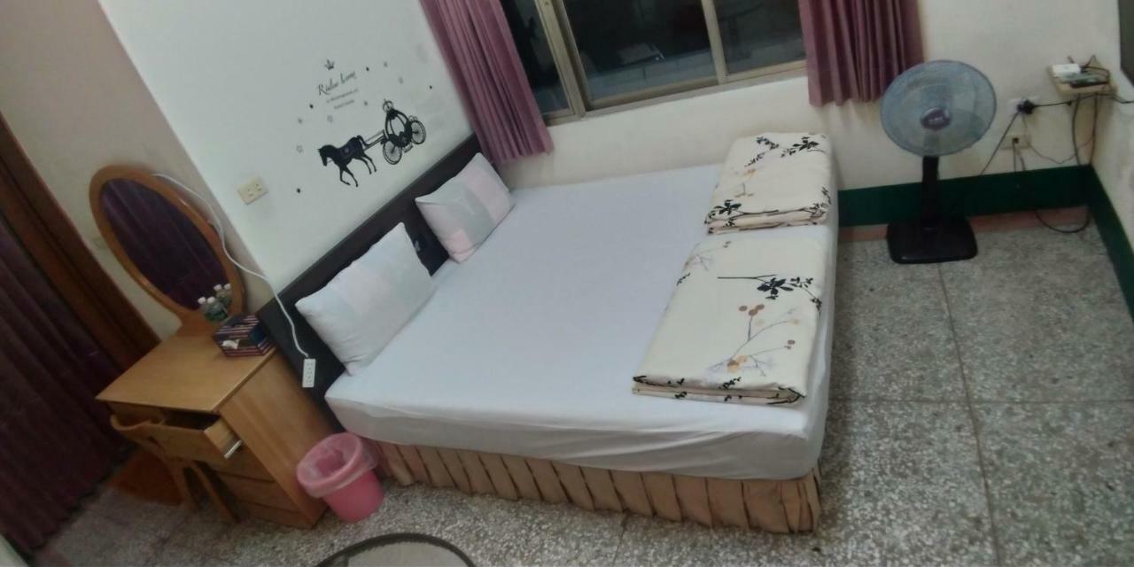 Sun Wu Homestay Dawu Екстериор снимка